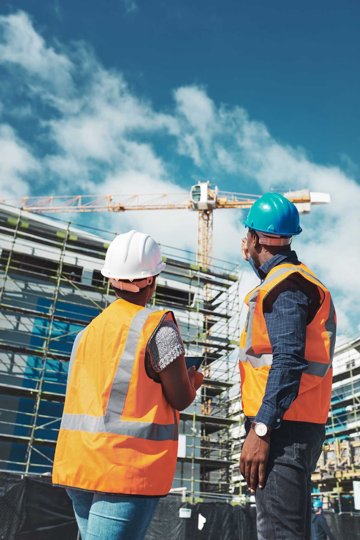 Field leadership coordinating industrial infrastructure work